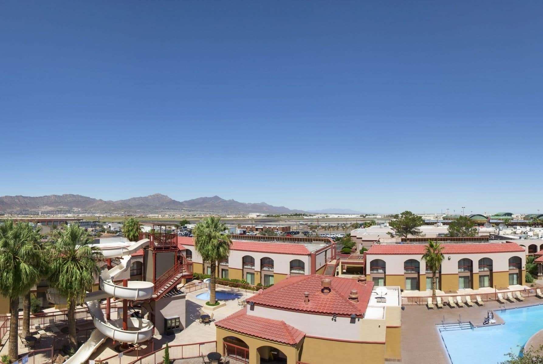 Wyndham El Paso Airport And Water Park Hotel Exterior foto