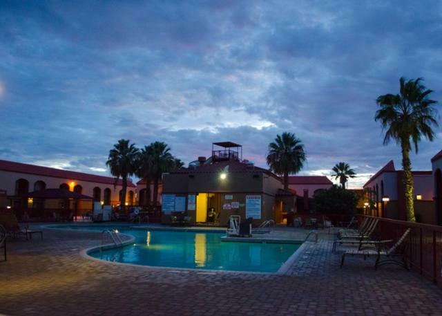 Wyndham El Paso Airport And Water Park Hotel Exterior foto